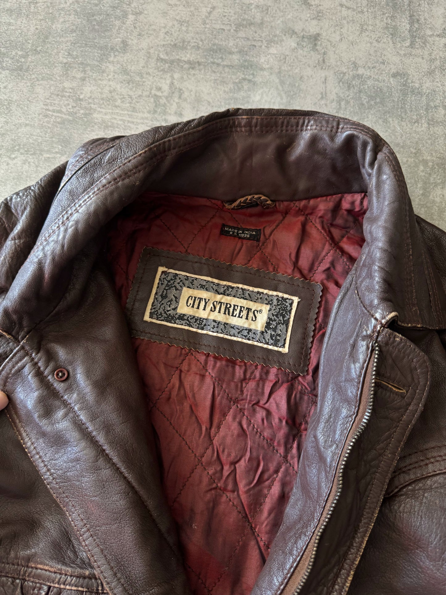 (L) Vintage City Streets Leather Bomber Jacket