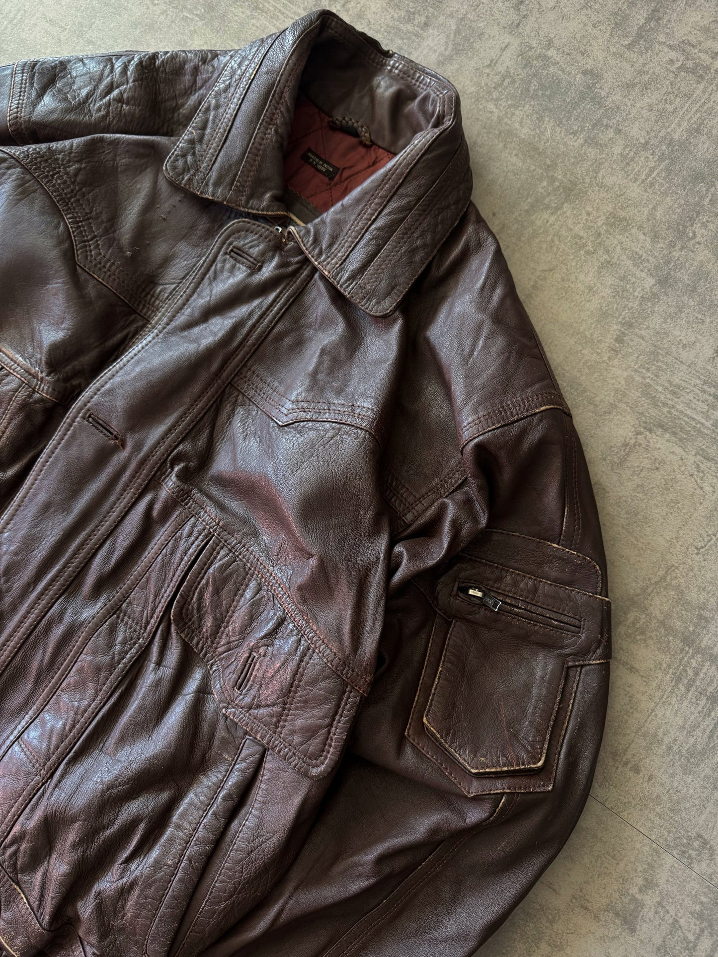 (L) Vintage City Streets Leather Bomber Jacket